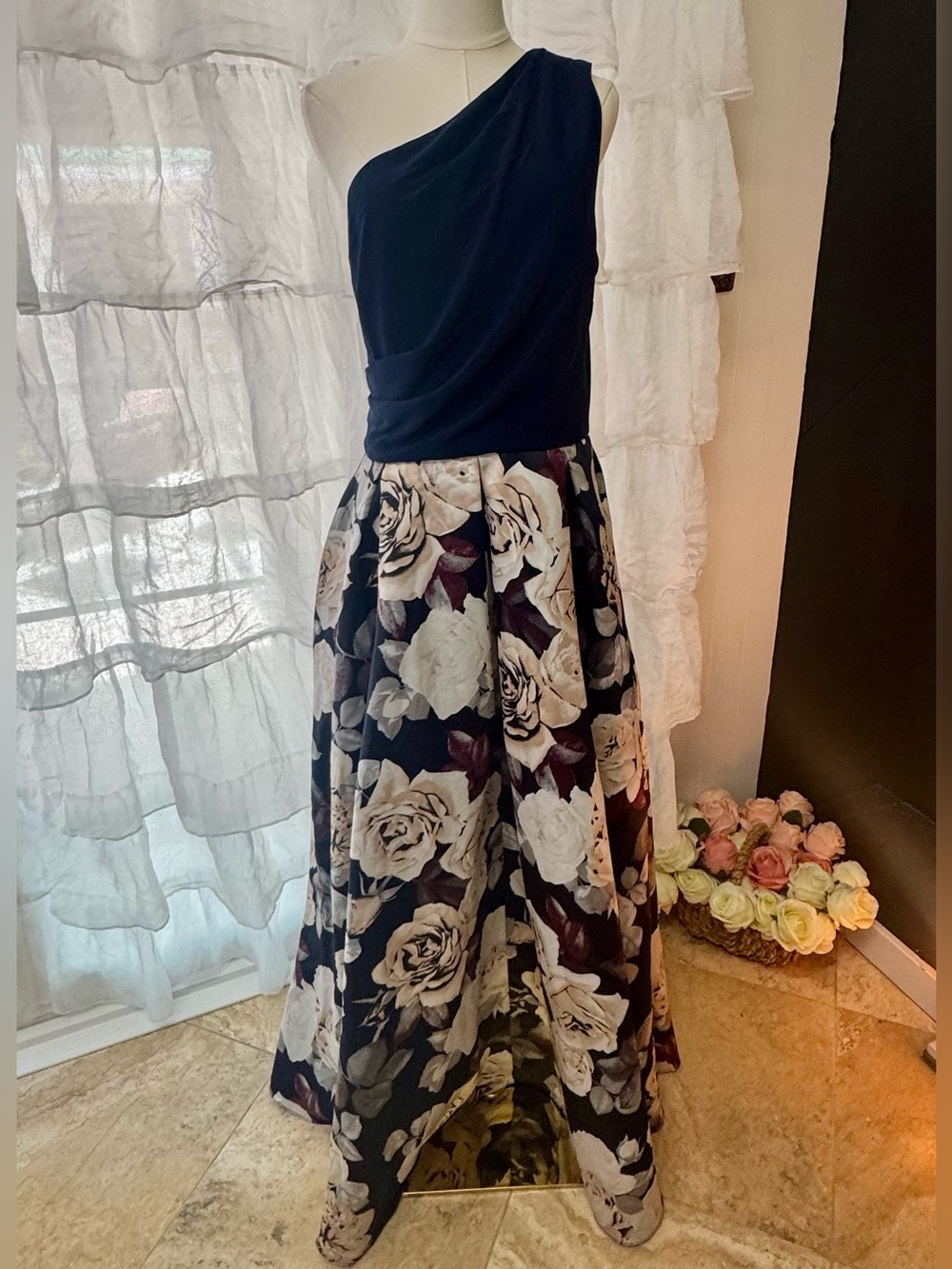 Betsy & Adam One Shoulder Floral Gown Size 16W - Picture 2 of 10